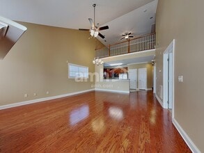 1729 Bonnie Roach Ln in Knoxville, TN - Foto de edificio - Building Photo