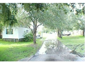 Mobile Home Park in Lakeland, FL - Building Photo