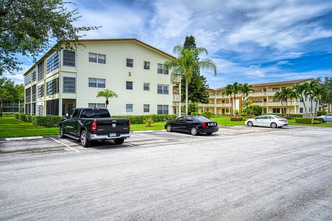 438 Mansfield K in Boca Raton, FL - Building Photo - Building Photo