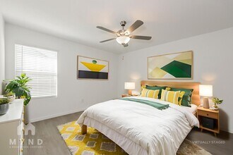 2764 Ctr Crk Ln in Fort Worth, TX - Foto de edificio - Building Photo