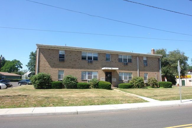 317 E Grand Ave in Rahway, NJ - Building Photo - Building Photo