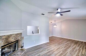 425 High Point Ln in Tallahassee, FL - Building Photo - Building Photo