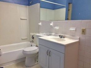 89 Plympton St-Unit -Apt 9 in Middleboro, MA - Building Photo - Building Photo