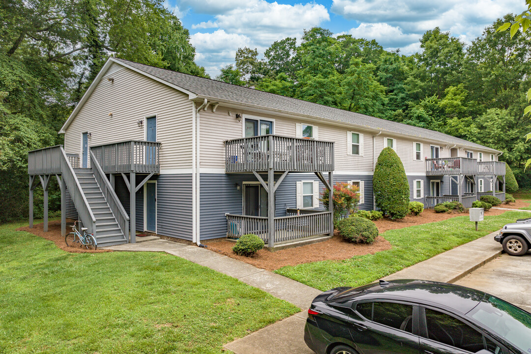 Elevation Station at Highland in Greensboro, NC - Building Photo