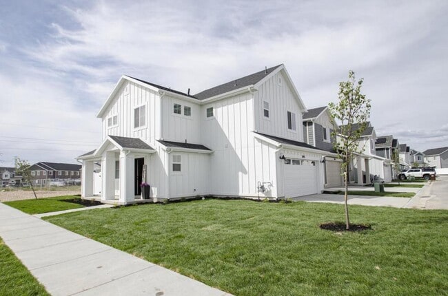 3893 S 3100 W in West Haven, UT - Building Photo - Building Photo