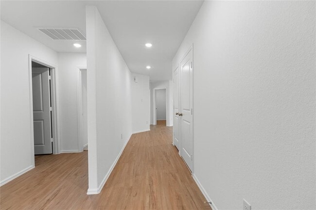 4607 Sterling Pr Trl in Baytown, TX - Building Photo - Building Photo