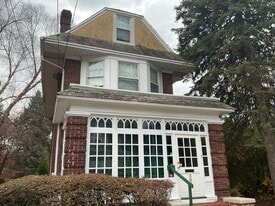 303 E 19th St in Chester, PA - Building Photo