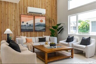 1364 Frank St in Honolulu, HI - Building Photo - Building Photo