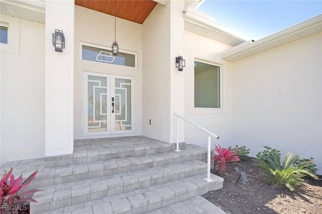 property at 1426 SE 43rd Terrace