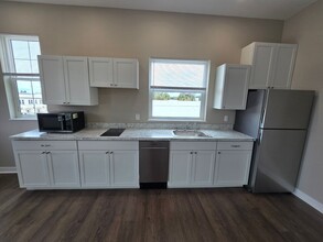 201 E Orange Ave-Unit -22 in Eustis, FL - Building Photo - Building Photo