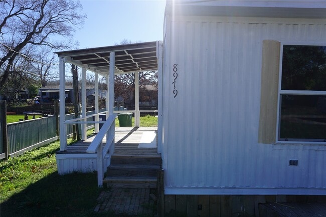 8979 Gladewood in Willis, TX - Building Photo - Building Photo