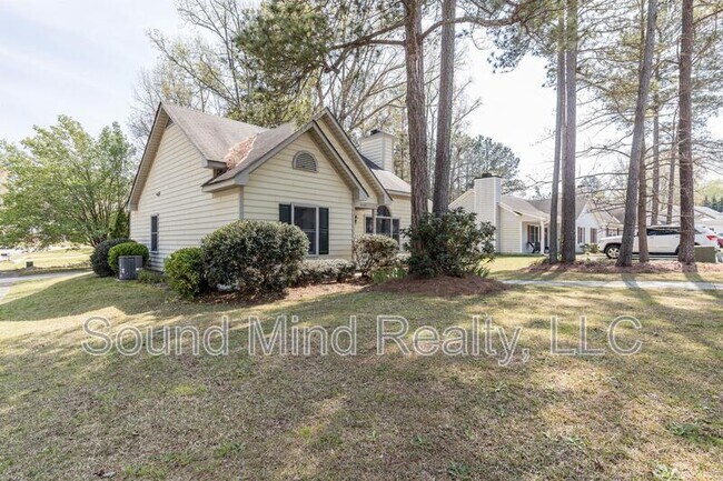 2145 Tanglewood Rd in Rocky Mount, NC - Building Photo - Building Photo