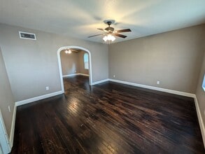 1965 Kingsley Dr in Beaumont, TX - Building Photo - Building Photo