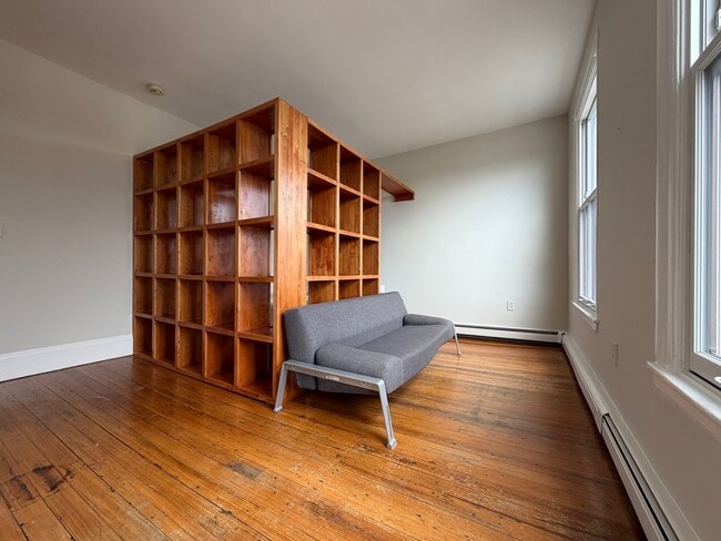 367 Somerville Ave, Unit G in Somerville, MA - Foto de edificio - Building Photo