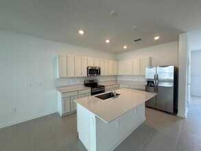 2665 Bevel Ln in Davenport, FL - Building Photo - Building Photo