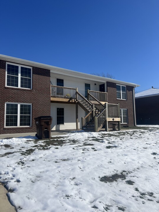 47 Parkers Loop, Unit 47 Parkers Loop #4 in Hodgenville, KY - Building Photo