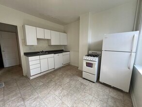5106 Baum Blvd, Unit #1 in Pittsburgh, PA - Building Photo - Building Photo