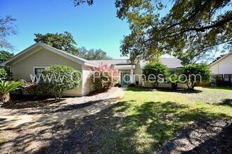 78 Country Club Dr E in Destin, FL - Building Photo - Building Photo