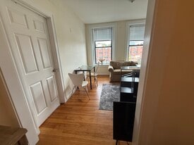 1942 Beacon St, Unit 1 in Boston, MA - Building Photo