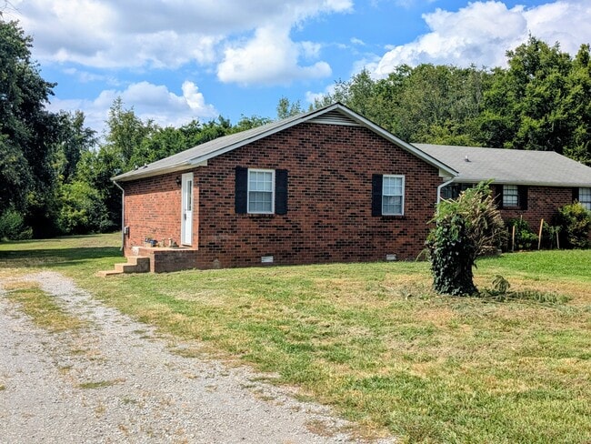 2801 Reynolds Dr in Murfreesboro, TN - Building Photo - Building Photo