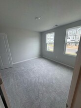 1755 Night Sky Trl in Apex, NC - Building Photo - Building Photo