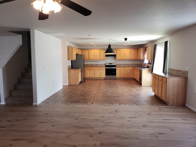 11949 W Trinity Ave in Nampa, ID - Building Photo - Building Photo