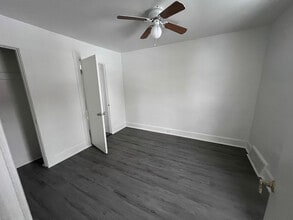 4302 W 30th St in Cleveland, OH - Foto de edificio - Building Photo