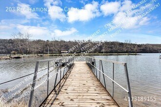203 Recreation Ave in Rockaway Beach, MO - Building Photo - Building Photo