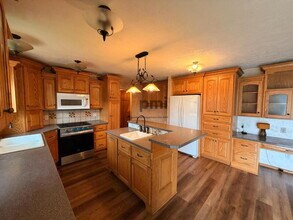 110 W Carrie Ave in Wanatah, IN - Building Photo - Building Photo