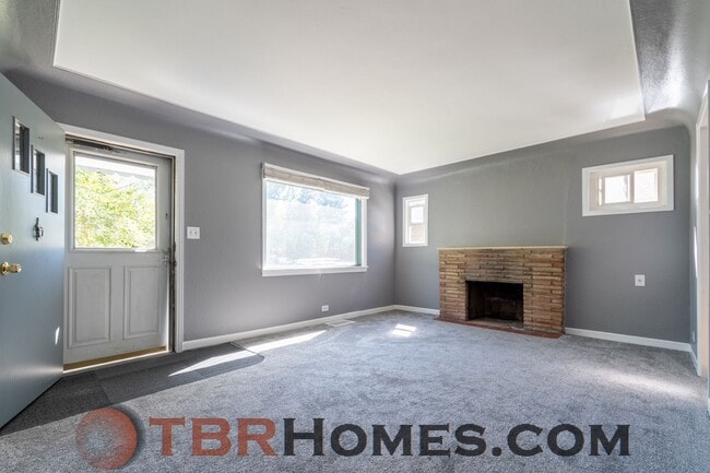4285 S Delaware St in Englewood, CO - Building Photo - Building Photo
