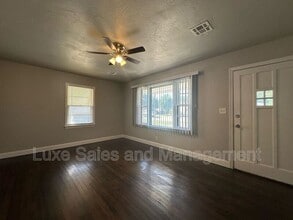 406 Elm St in Midwest City, OK - Building Photo - Building Photo
