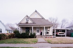 326 S Exposition St in Wichita, KS - Building Photo