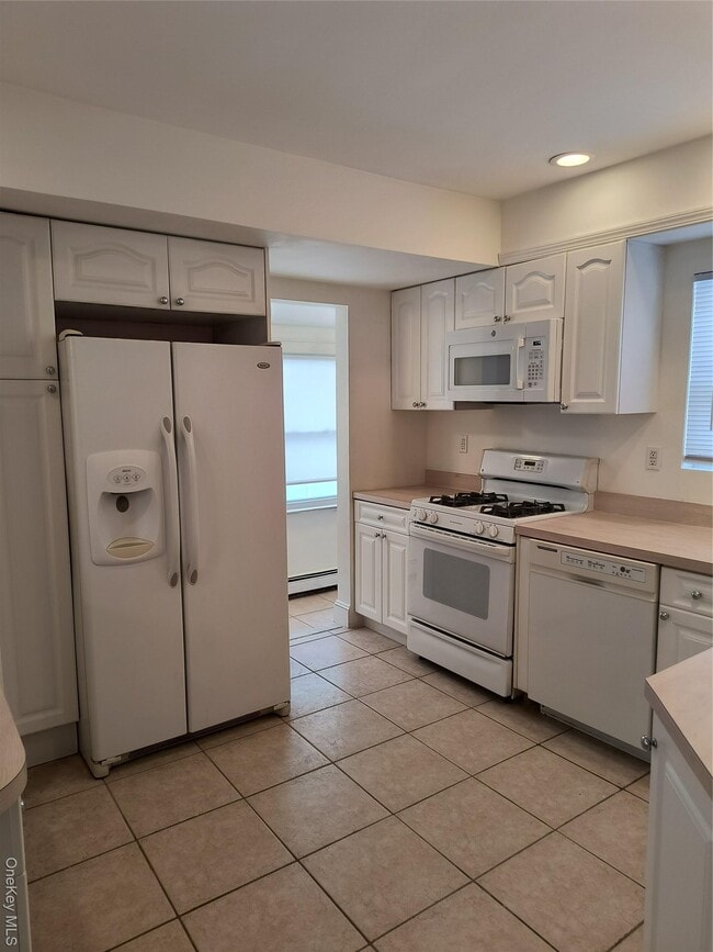 25 July Walk in Long Beach, NY - Building Photo - Building Photo