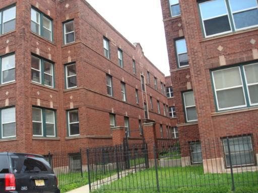 property at 814 E 44th St