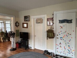 2739 Buchanan St NE in Minneapolis, MN - Building Photo - Building Photo