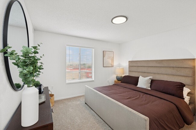 ReNew Town Center in Eden Prairie, MN - Building Photo - Building Photo