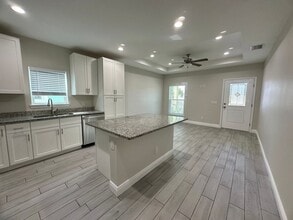 621 E Virginia Ave in Punta Gorda, FL - Building Photo - Building Photo