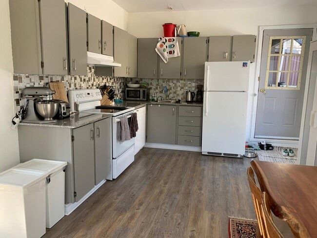 property at 3955 De Bullion Rue