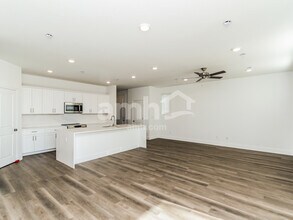 11174 Magallanes St in Las Vegas, NV - Foto de edificio - Building Photo