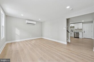 417 W Elm St in Conshohocken, PA - Building Photo - Building Photo