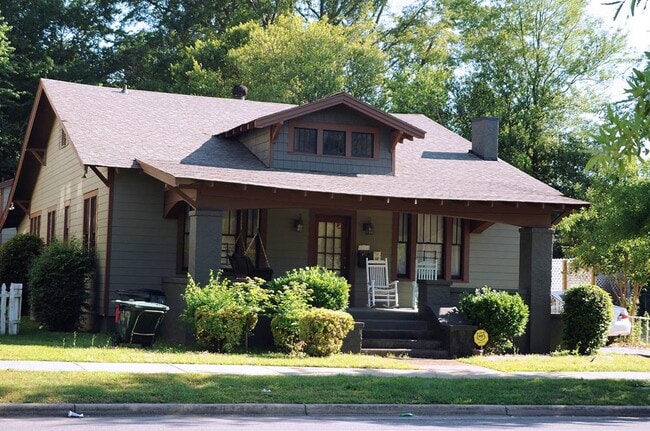 1749 Paul W Bryant Dr