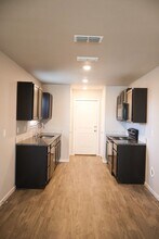 9701 Trenton Ave in Lubbock, TX - Building Photo - Building Photo