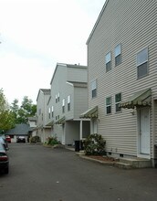 Summerlake Park Apartments in Corvallis, OR - Building Photo - Building Photo