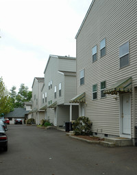 Summerlake Park Apartments in Corvallis, OR - Foto de edificio - Building Photo