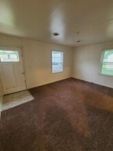 1617 Bradley Ave in Junction City, KS - Building Photo - Building Photo