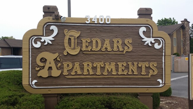 Cedars Apartments in Kennewick, WA - Foto de edificio - Building Photo