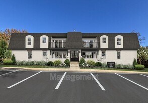 8455 Robinson St in Overland Park, KS - Building Photo