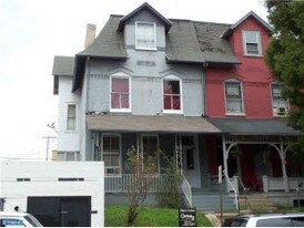 407 Woodward St in Reading, PA - Building Photo