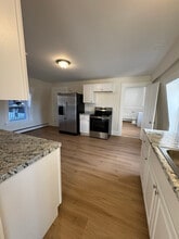 76 Elm St in Milford, NH - Building Photo - Building Photo