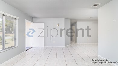 839 Chelsea Ave in Palm Bay, FL - Foto de edificio - Building Photo